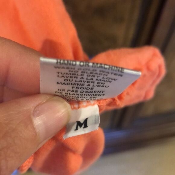 WILD Fox light orange tank top with cute saying - Picture 8 of 8